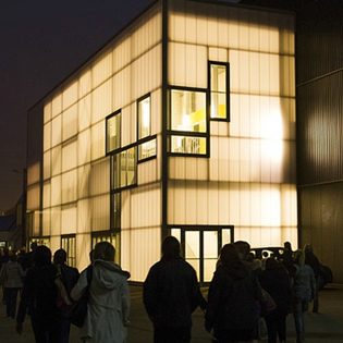 1514066_433728473422121_776654961_n